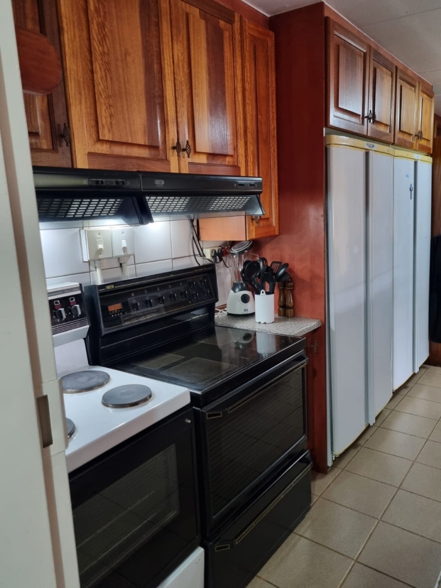 4 Bedroom Property for Sale in Wolmaransstad North West